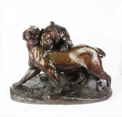 Бронзовая скульптура «Играющие тигр и тигрица» 1890-е годы