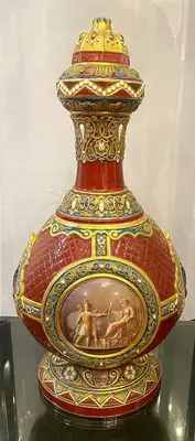 Ваза-сулея «Народное ополчение» (к годовщине Отечественной войны 1812 года)